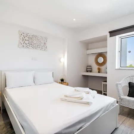 Apartament T1 Aconchegante Com Ac E Wifi Na Da Rocha